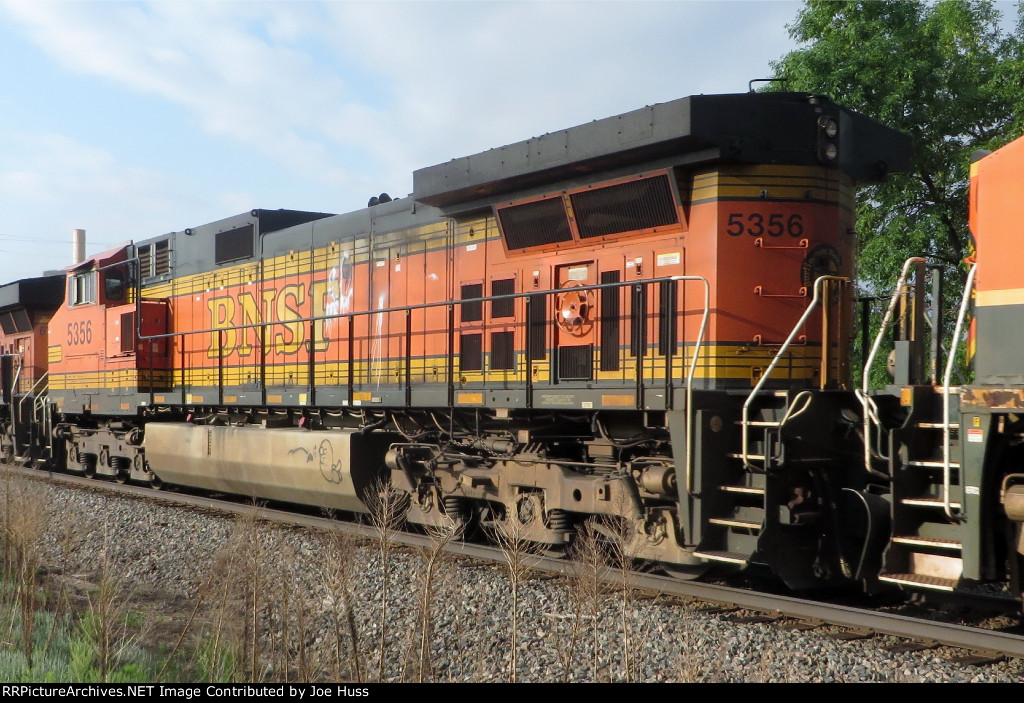 BNSF 5356